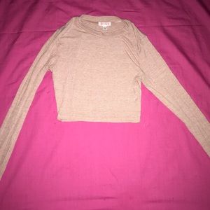 Long sleeve cropped shirt